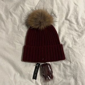 Chic Burgundy Knit Hat with Faux Fur Pom